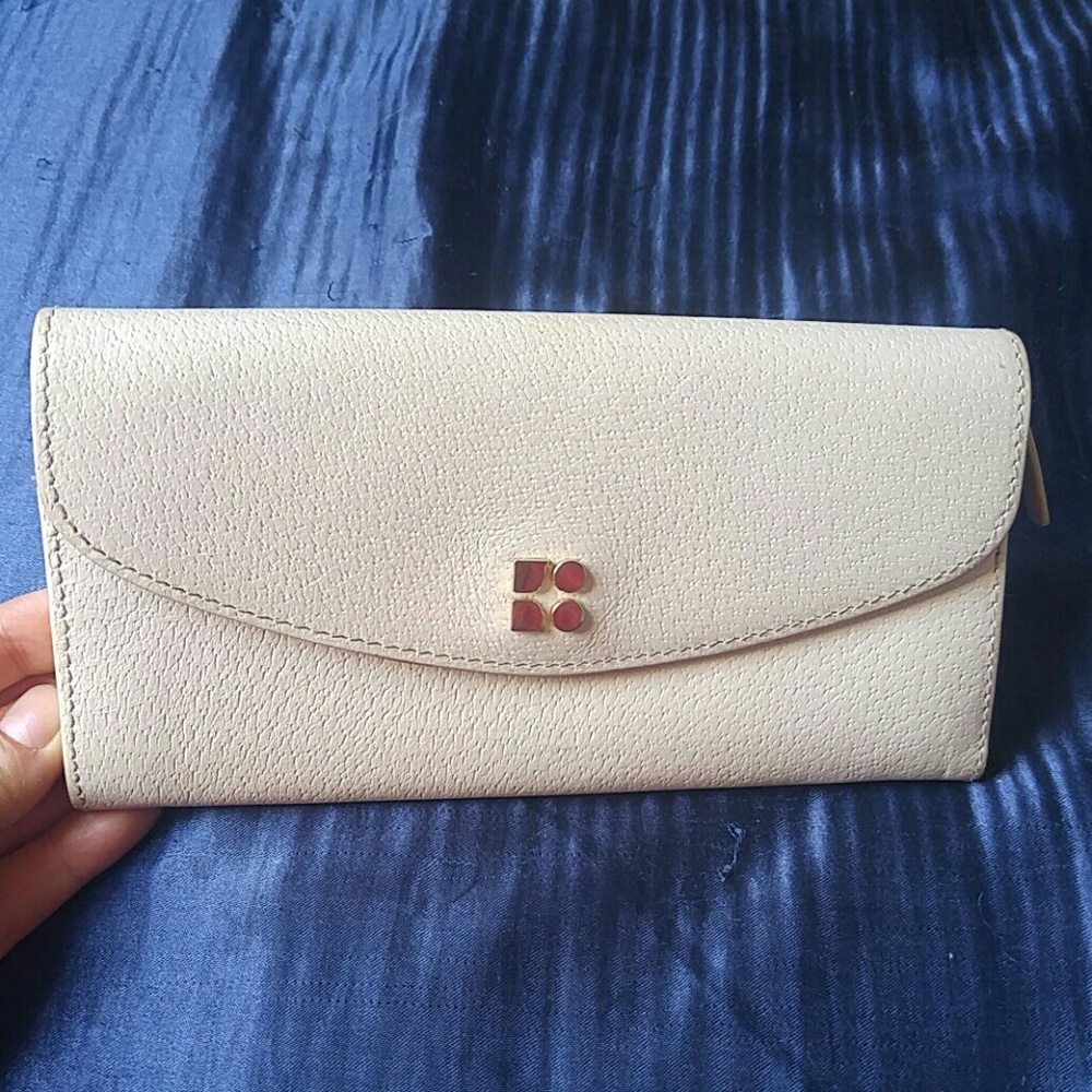 Kate Spade Cream leather Wallet REPOSH